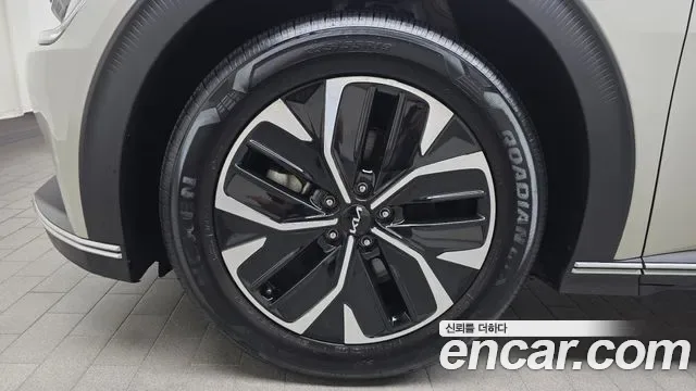 Kia EV6, миниатюра 14