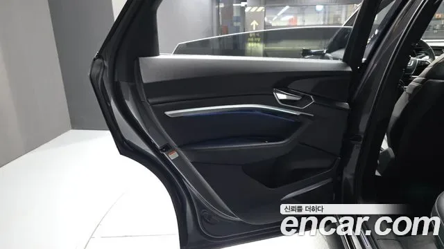 Audi e-, миниатюра 28