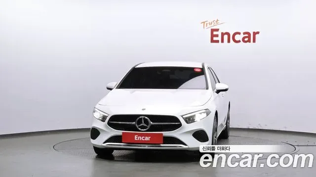 Mercedes-Benz A-Class A220, миниатюра 2