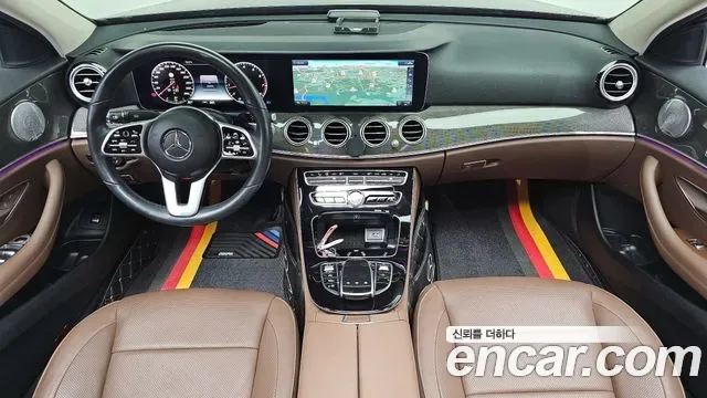 Mercedes-Benz E-Class E300 4MATIC AMG Line, миниатюра 11