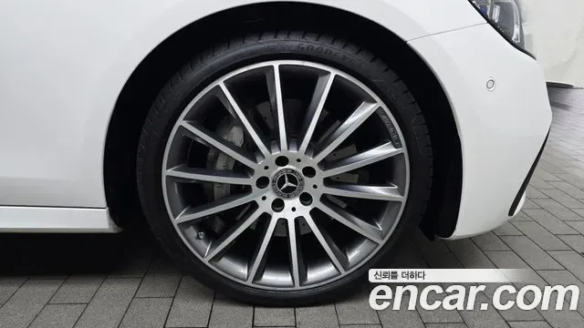 Mercedes-Benz E-Class E350 4MATIC AMG Line, миниатюра 24