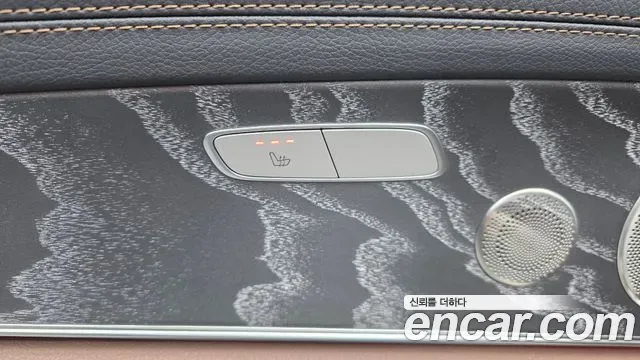 Mercedes-Benz E-Class E350 4MATIC, миниатюра 6