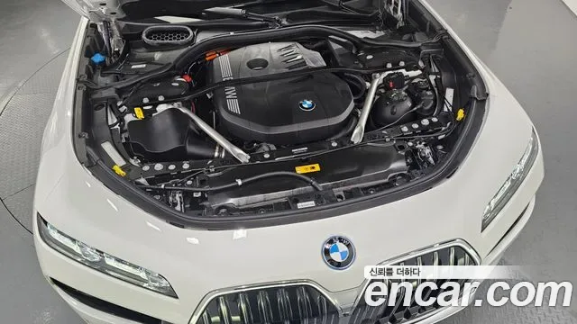 BMW 7 (G70) 750e xDrive, миниатюра 3