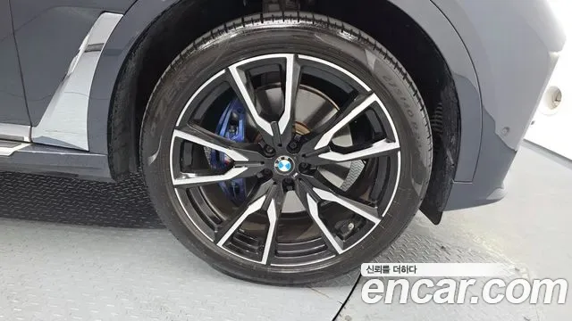 BMW X7 xDrive 40i M 6 мест, миниатюра 24