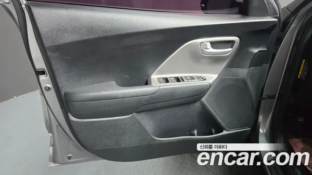 Kia Niro 1.6 HEV, миниатюра 21
