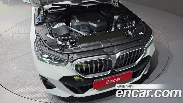 BMW 5 (G60) 520i M, миниатюра 25