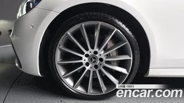 Mercedes-Benz E-Class E350 4MATIC AMG Line, миниатюра 10
