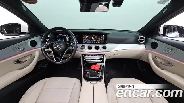 Mercedes-Benz E-Class E250, миниатюра 12
