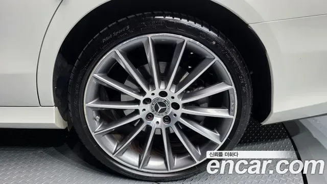 Mercedes-Benz E-Class E350 4MATIC AMG Line, миниатюра 15