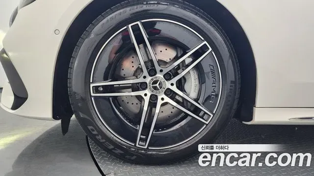 Mercedes-Benz E-Class E200 AMG Line, миниатюра 15