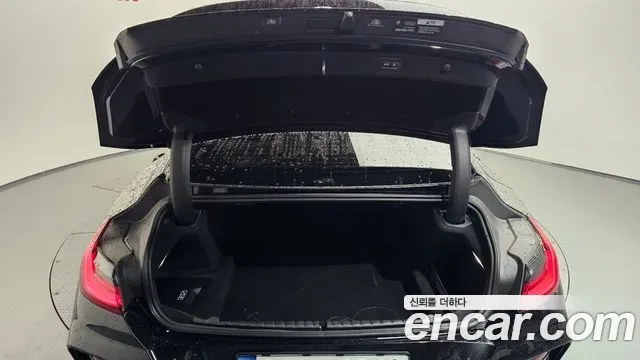 BMW 8 (G15) M850i xDrive, миниатюра 7