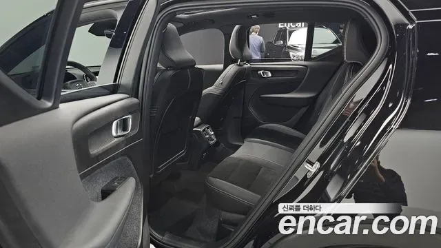 Volvo XC40 B4, миниатюра 20