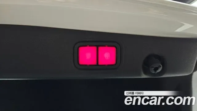 Mercedes-Benz E-Class E300 4MATIC, миниатюра 14