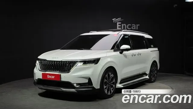 Kia Carnival бензин 7 мест
