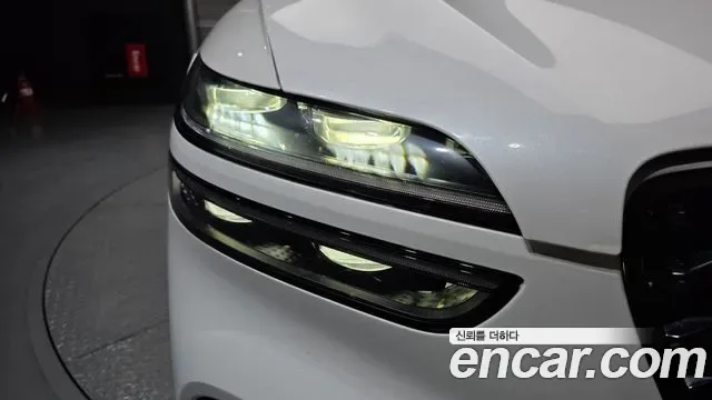 Genesis GV70 2.5T бензин AWD ( ), миниатюра 10