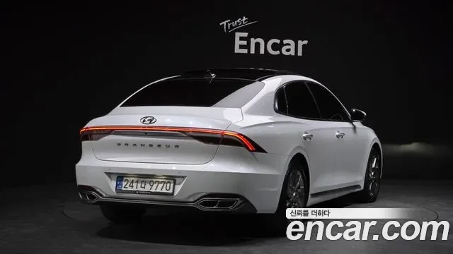 Hyundai Grandeur Calligraphy, миниатюра 18