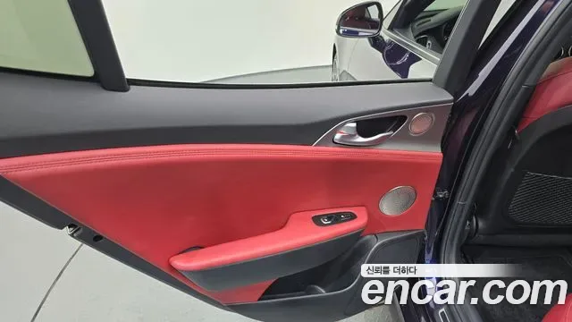 Kia Stinger 2.0 Turbo 2WD, миниатюра 11