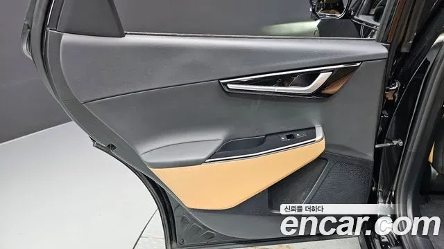 Kia EV6, миниатюра 4