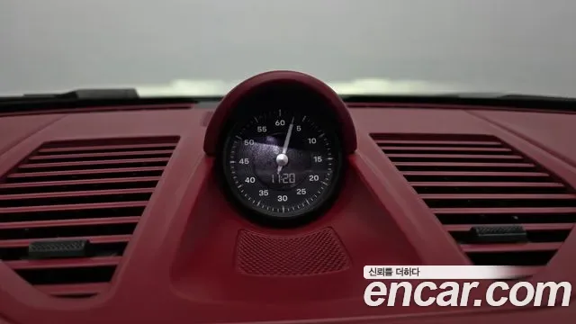 Porsche 911 4 GTS, миниатюра 17