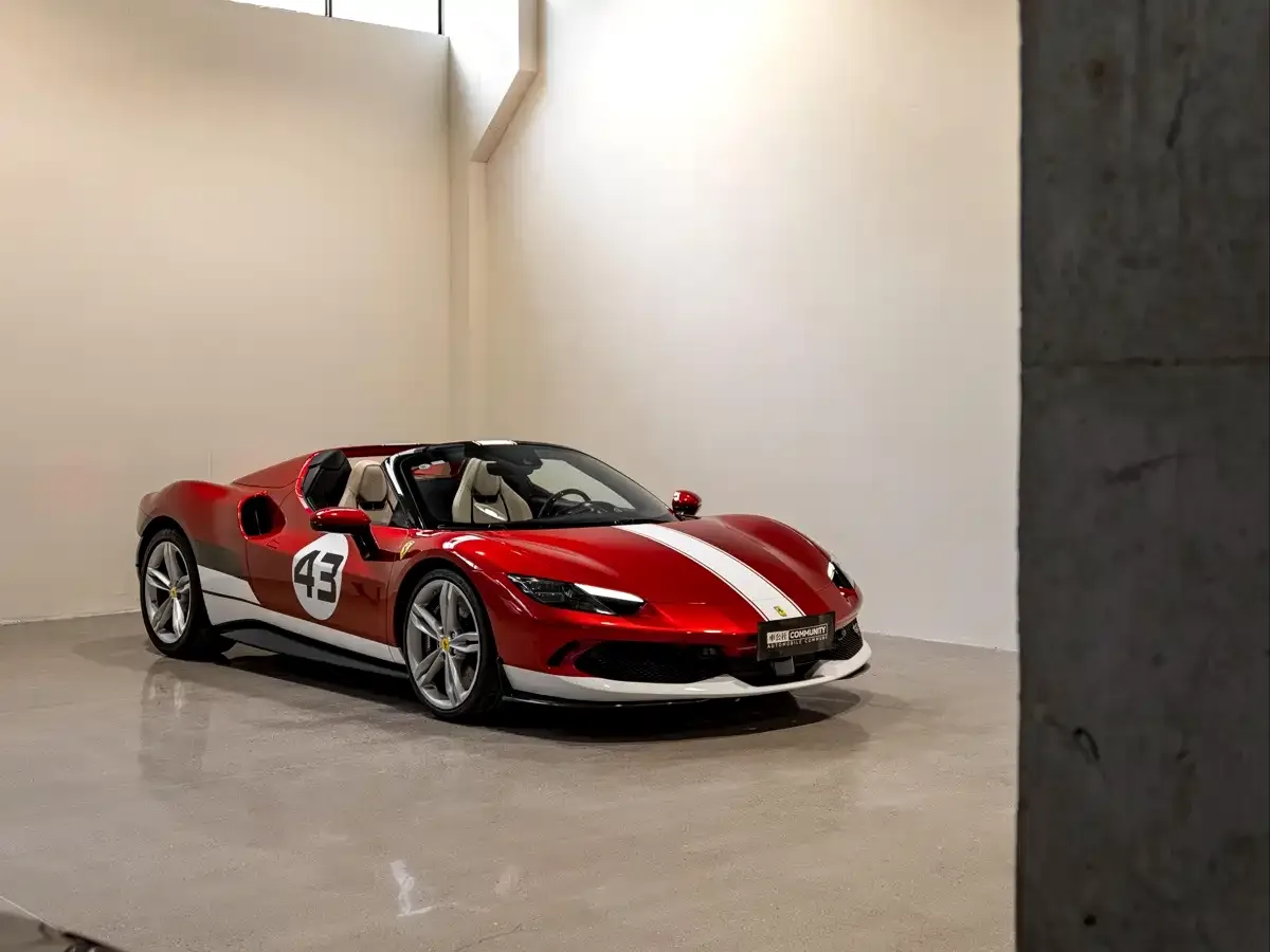 Ferrari 296
