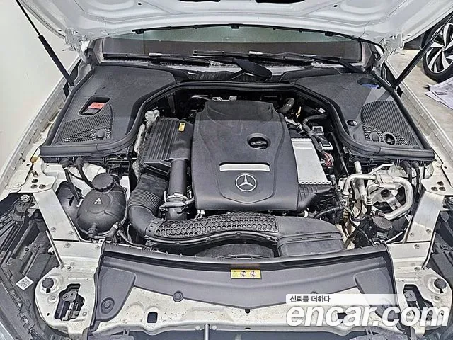 Mercedes-Benz E-Class E250, миниатюра 11