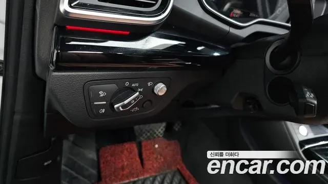 Audi Q5 45 TFSI Premium, миниатюра 3