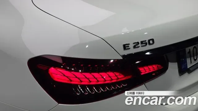 Mercedes-Benz E-Class E250, миниатюра 21