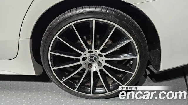 Mercedes-Benz CLS CLS300d AMG Line, миниатюра 26