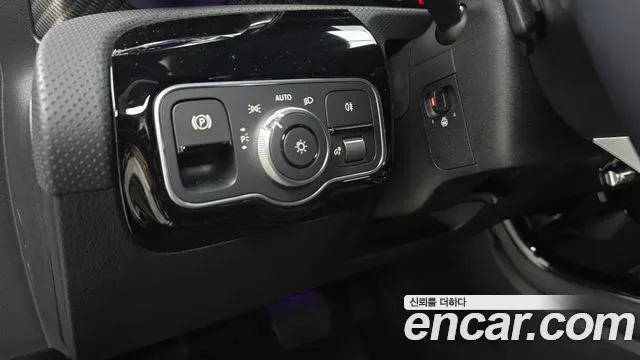 Mercedes-Benz A-Class A220, миниатюра 17