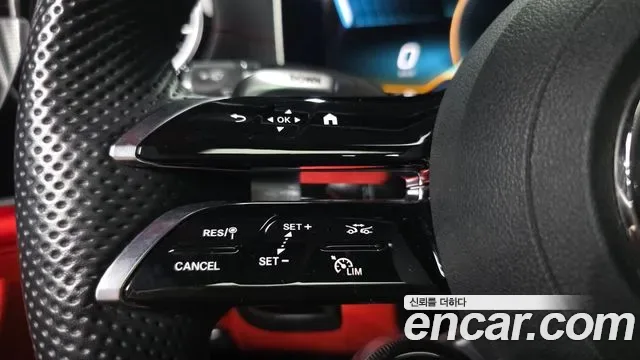 Mercedes-Benz AMG GT 4 43 4MATIC+, миниатюра 17