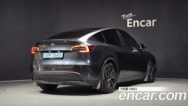 Tesla Y RWD, миниатюра 21