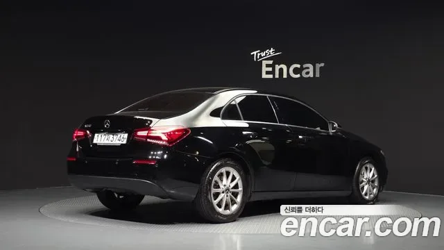 Mercedes-Benz A-Class A220, миниатюра 3