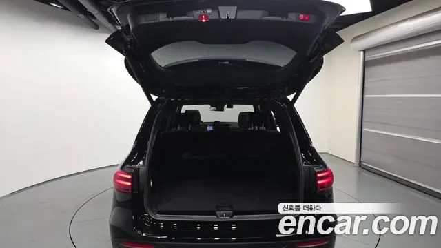 Mercedes-Benz GLB AMG GLB35 4MATIC, миниатюра 21