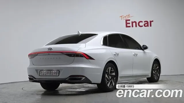 Hyundai Grandeur Premium, миниатюра 2
