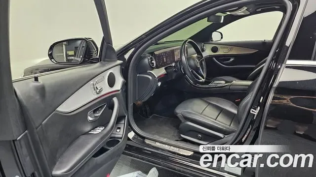 Mercedes-Benz E-Class E250, миниатюра 20