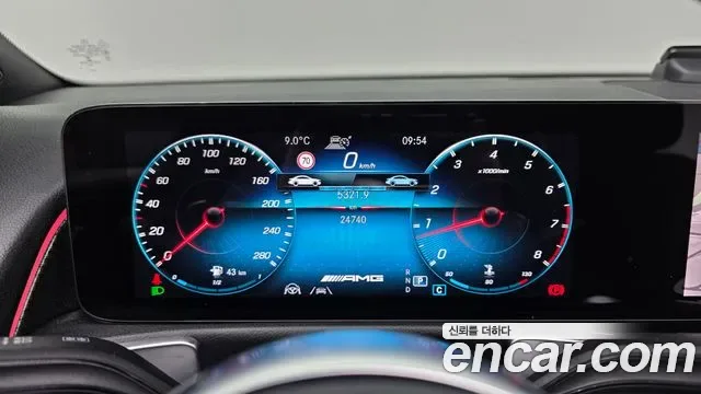 Mercedes-Benz GLB AMG GLB35 4MATIC, миниатюра 3