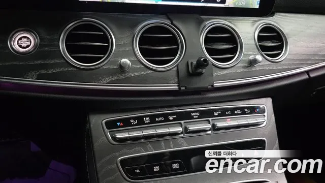 Mercedes-Benz E-Class E350 4MATIC AMG Line, миниатюра 28