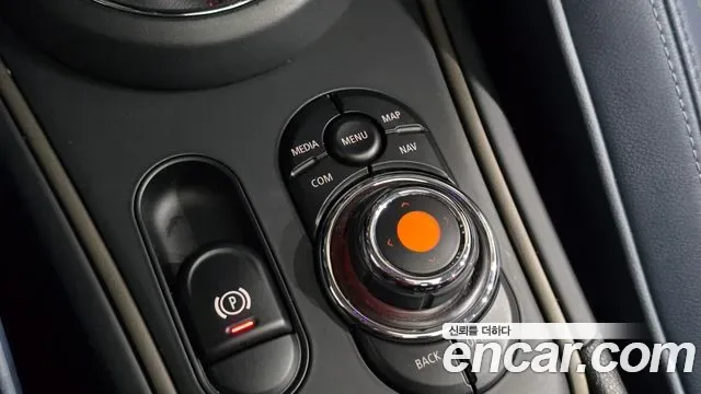 MINI Cooper ALL4 II, миниатюра 27