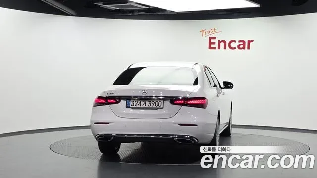 Mercedes-Benz E-Class E250, миниатюра 18