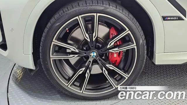 BMW X6 M60i, миниатюра 11