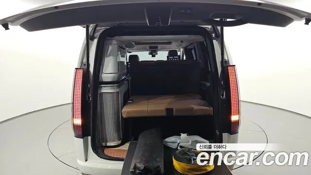 Hyundai Staria 4WD Prestige 4 мест, миниатюра 17