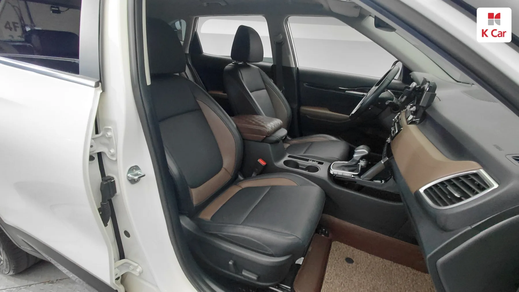 Kia Seltos бензин Turbo 1.6 2WD Signature, миниатюра 11