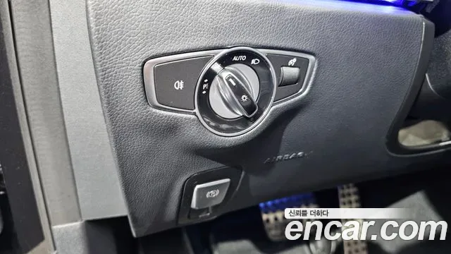 Mercedes-Benz E-Class E220d 4MATIC AMG Line, миниатюра 11