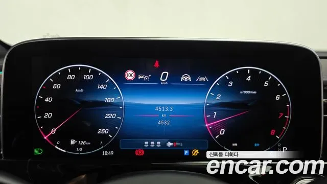 Mercedes-Benz E-Class E300 4MATIC AMG Line, миниатюра 4