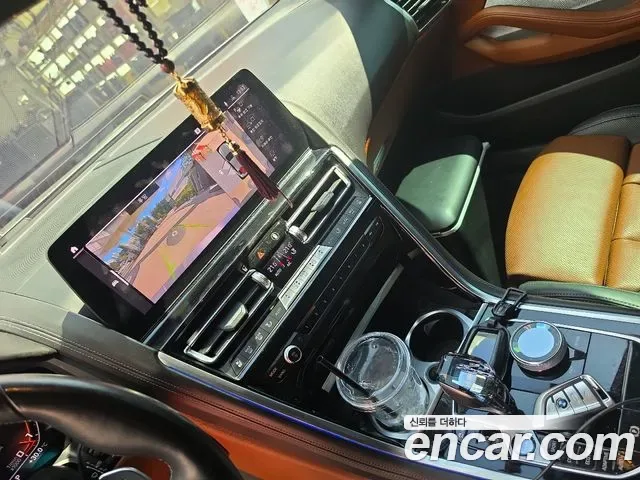 BMW 8 (G15) M850i xDrive, миниатюра 5