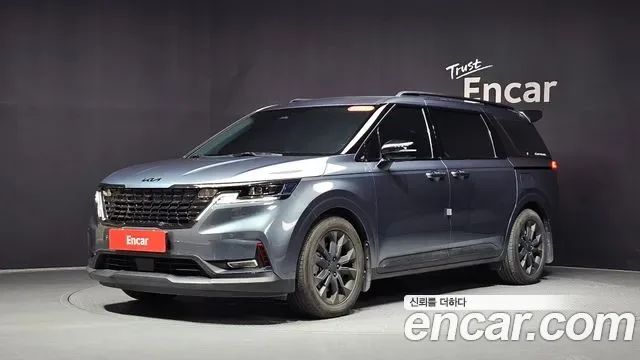 Kia Carnival дизель 9 мест Signature
