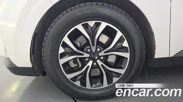Kia Carnival дизель 9 мест Prestige, миниатюра 7