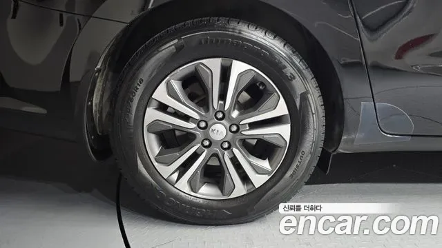 Kia Carnival 9 мест, миниатюра 28