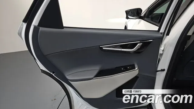 Kia EV6, миниатюра 27