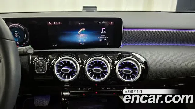 Mercedes-Benz A-Class A220, миниатюра 19